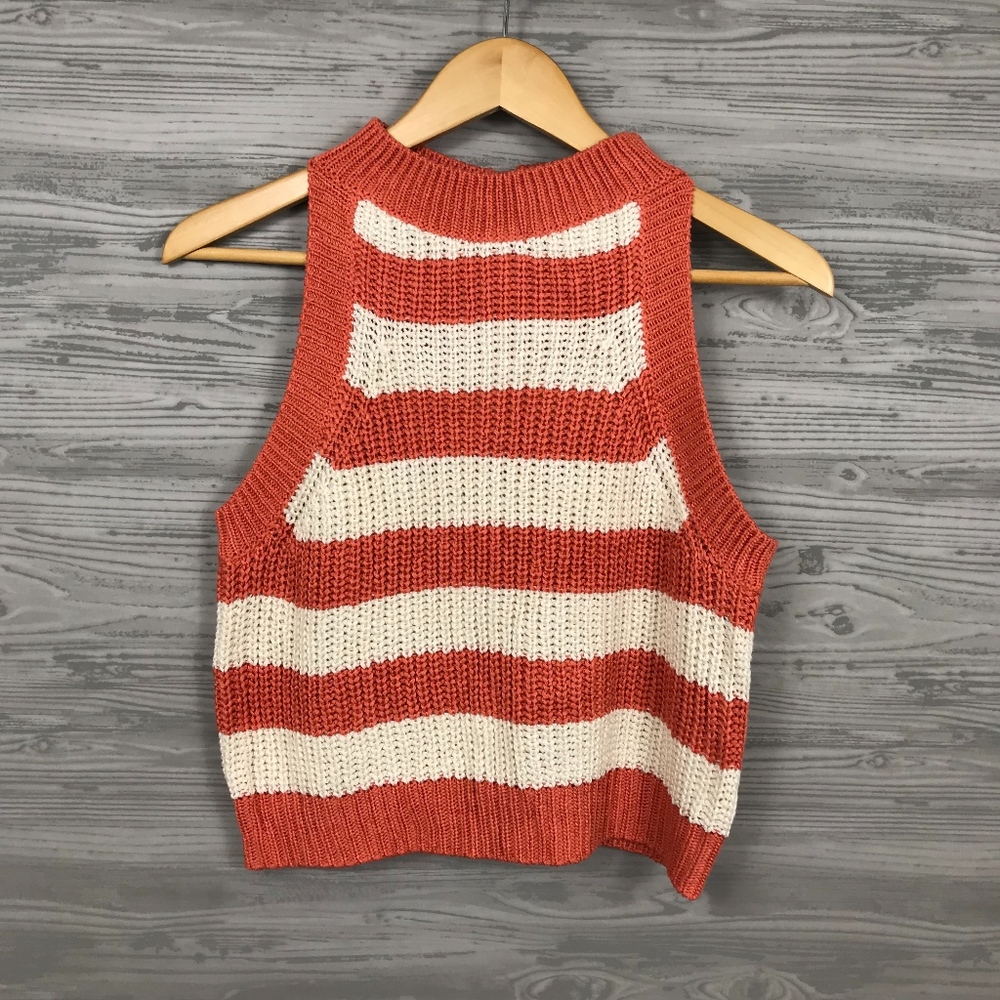 LAST CHANCE  Taylor & Sage | Coral and White Knit Crop Top